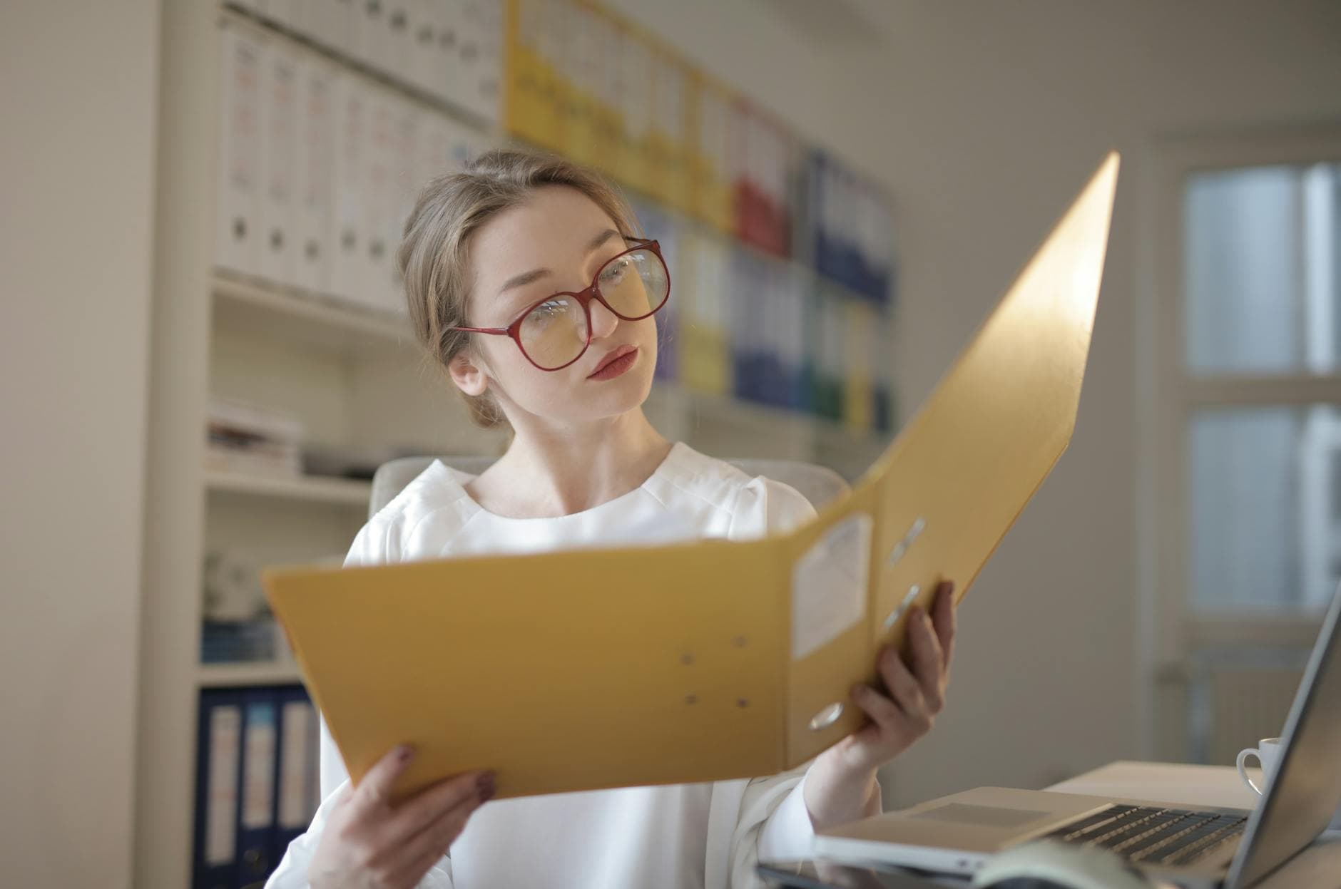 How Should a Business Handle Remove a Google Review Without Harming Trust?