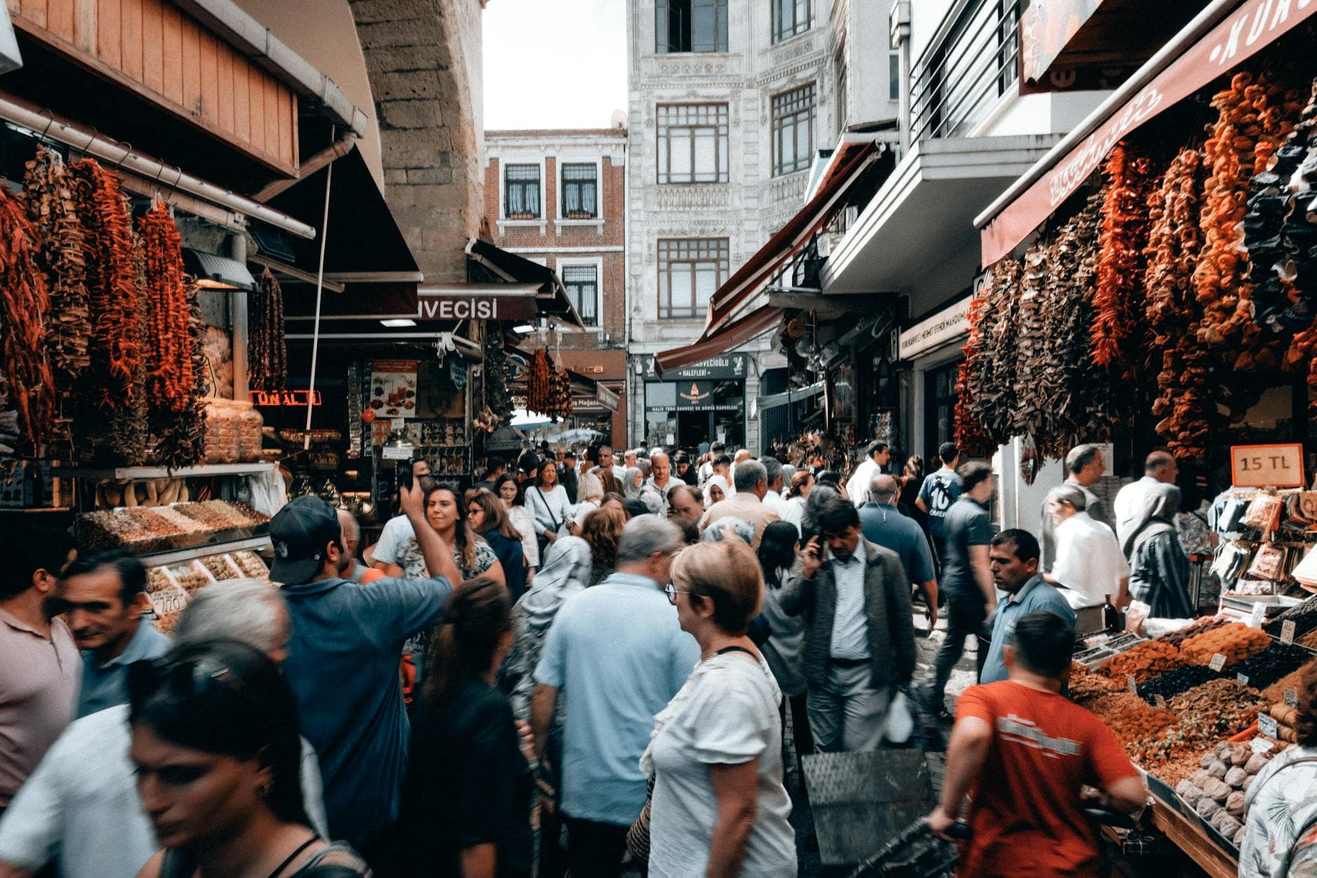 Harnessing Geofencing Marketing for Local Business Success