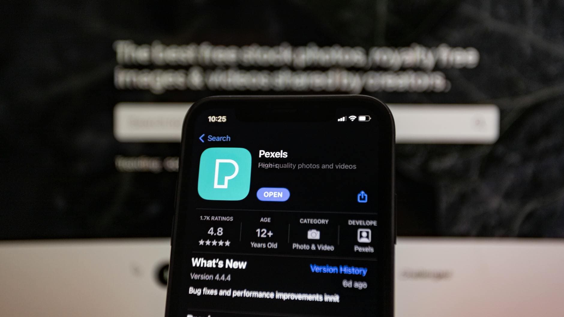 How to Leverage the Funniest App Store Reviews for Business Growth