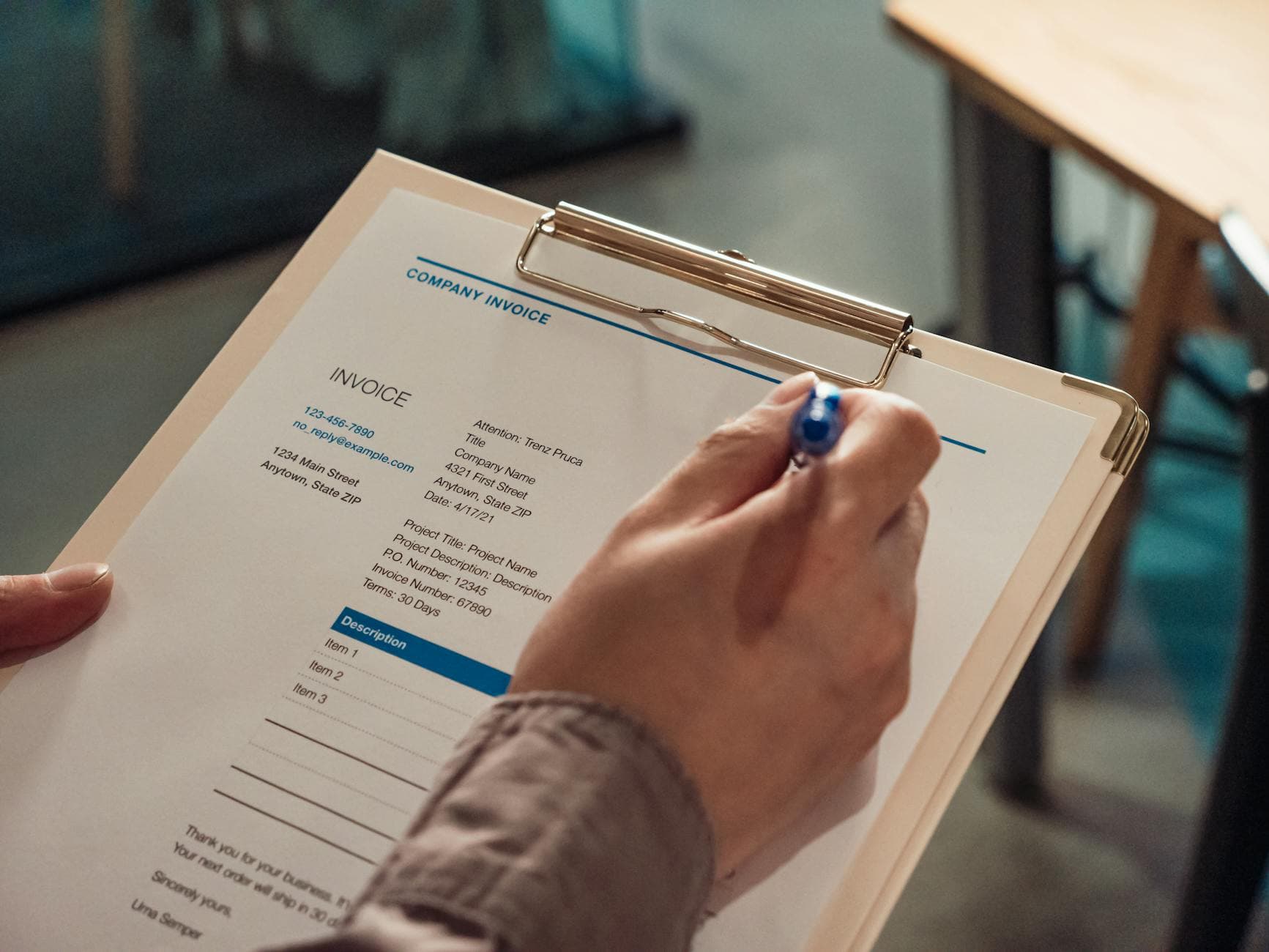 Mastering the Art of Crafting Effective Invoices