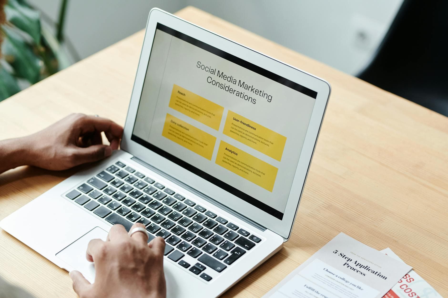 Navigating Online Reputation: Common Pitfalls and Best Practices for Local Businesses